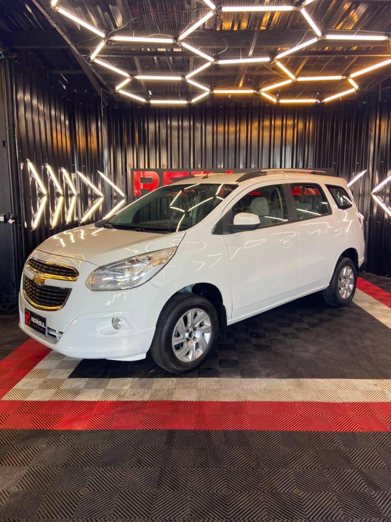 Chevrolet Spin SPIN LTZ 1.8 8V Econo.Flex 5p Aut. 2015