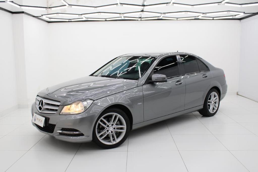 Mercedes-Benz C 180 2012