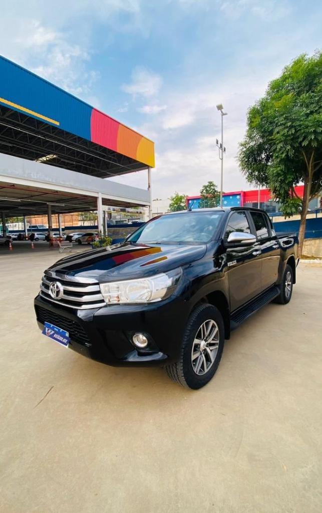 Toyota Hilux 2.5 STD 4X4 CD 16V TURBO DIESEL 4P MANUAL 2017