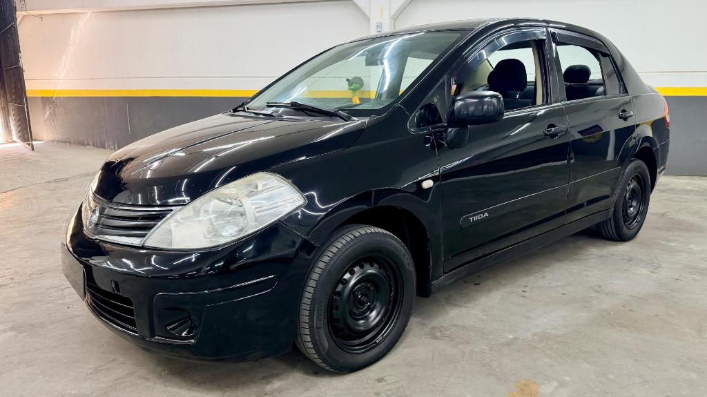 Nissan Tiida TIIDA Sedan 1.8 16V Flex Fuel 4p 2011