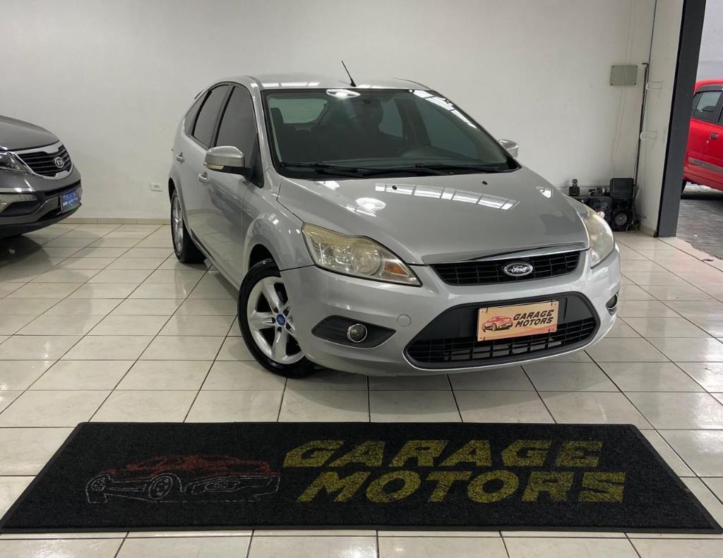 Ford Focus Focus 1.6 S/SE/SE Plus Flex 8V/16V  5p 2013
