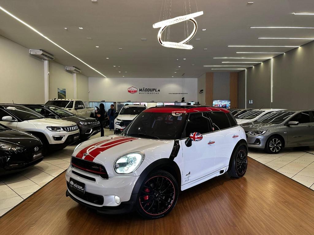 Mini Cooper Country. John Works All4