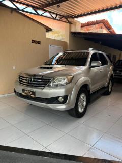 Foto do veículo Toyota Hilux Sw4 3.0 Tdi Srv 5l Auto 4wd