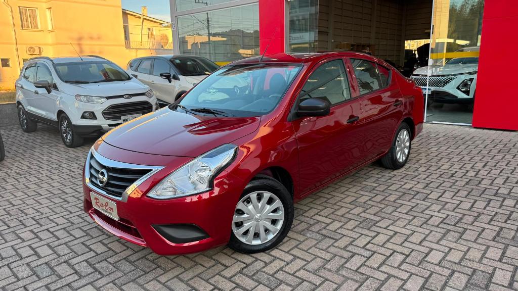 Nissan Versa 2021
