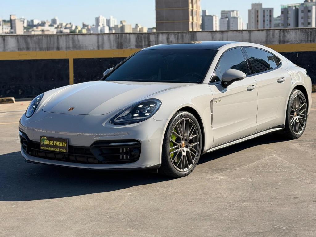 Porsche Panamera 2023