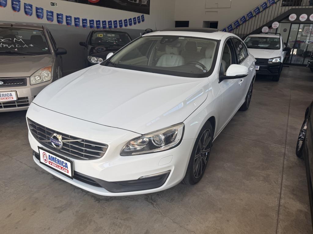 Volvo S60 T5 MOMENTUM DRIVE-E 2.0 TB 2016