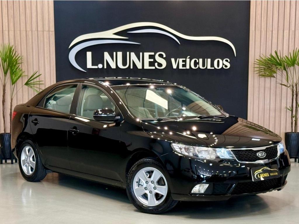 KIA Cerato 1.6 EX SEDAN 16V GASOLINA 4P AUTOMÁTICO 2011