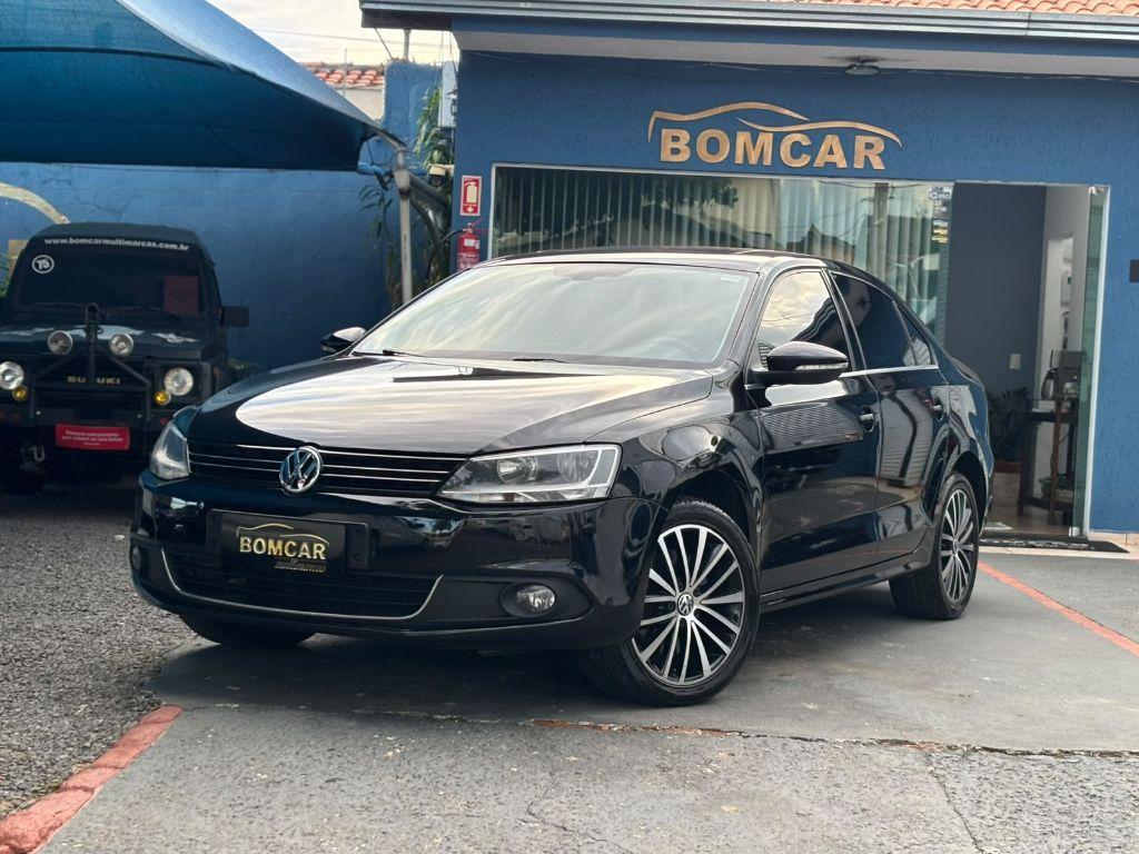 Volkswagen Jetta JETTA Highline 2.0 TSI 16V 4p Tiptronic 2011