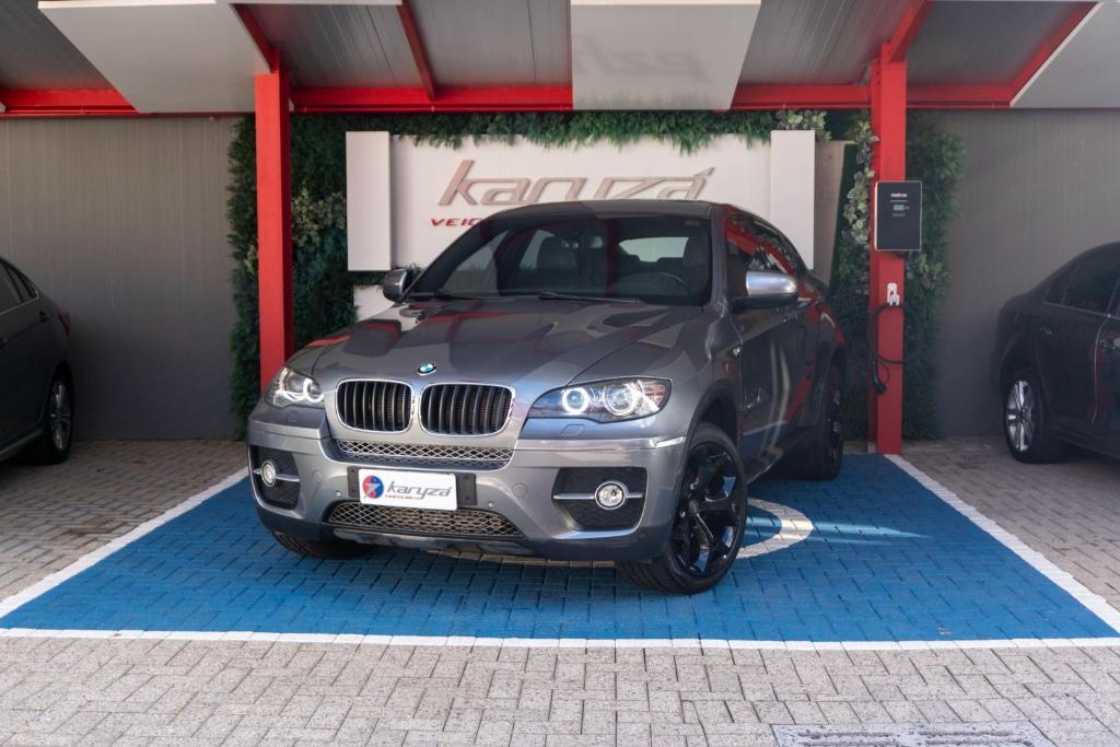 BMW X6 2012