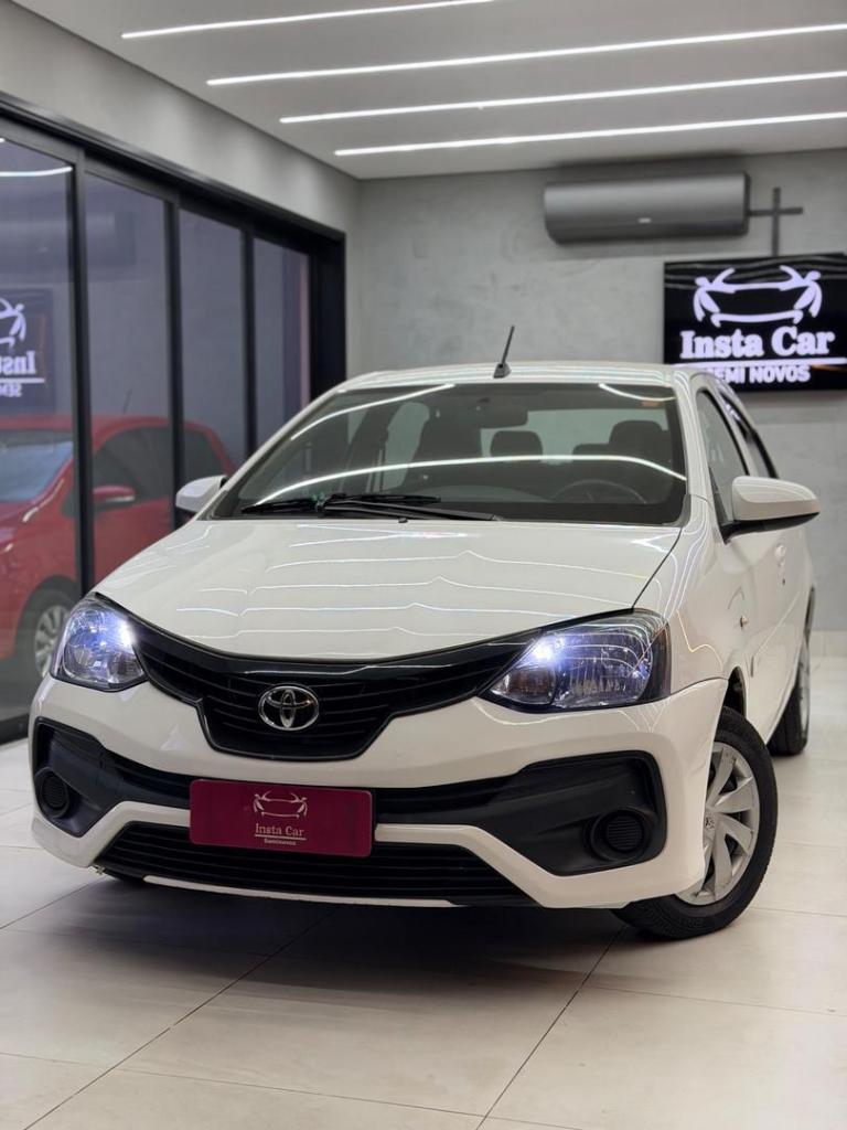 Toyota Etios 1.5 X PLUS 16V FLEX 4P AUTOMÁTICO 2019
