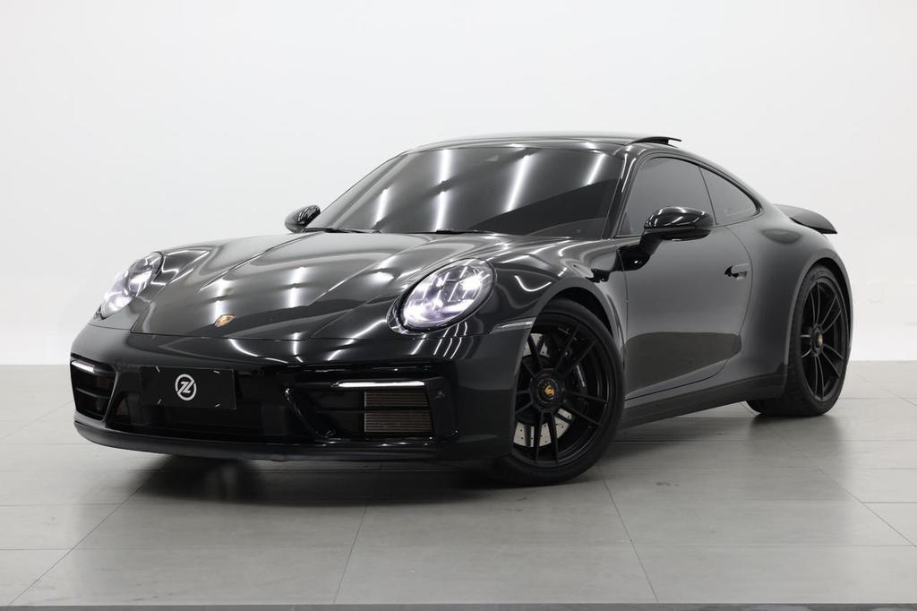 Porsche 911 CARRERA 4 COUPE 3.0 2023