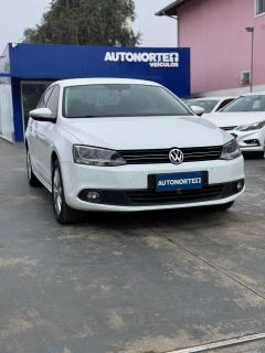 Foto do veículo Volkswagen Jetta 2.0 Total Flex Comfortline Tiptronic