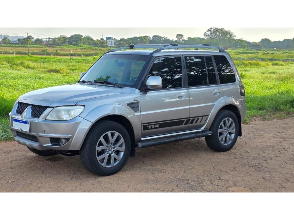 Mitsubishi Pajero 2013