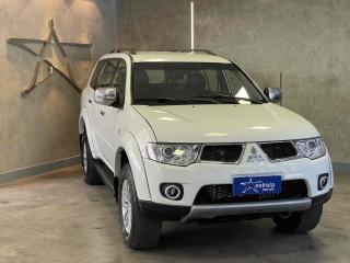 Foto do veículo Mitsubishi Pajero 3.2 Di-d Full 3d Hpe Auto 4wd