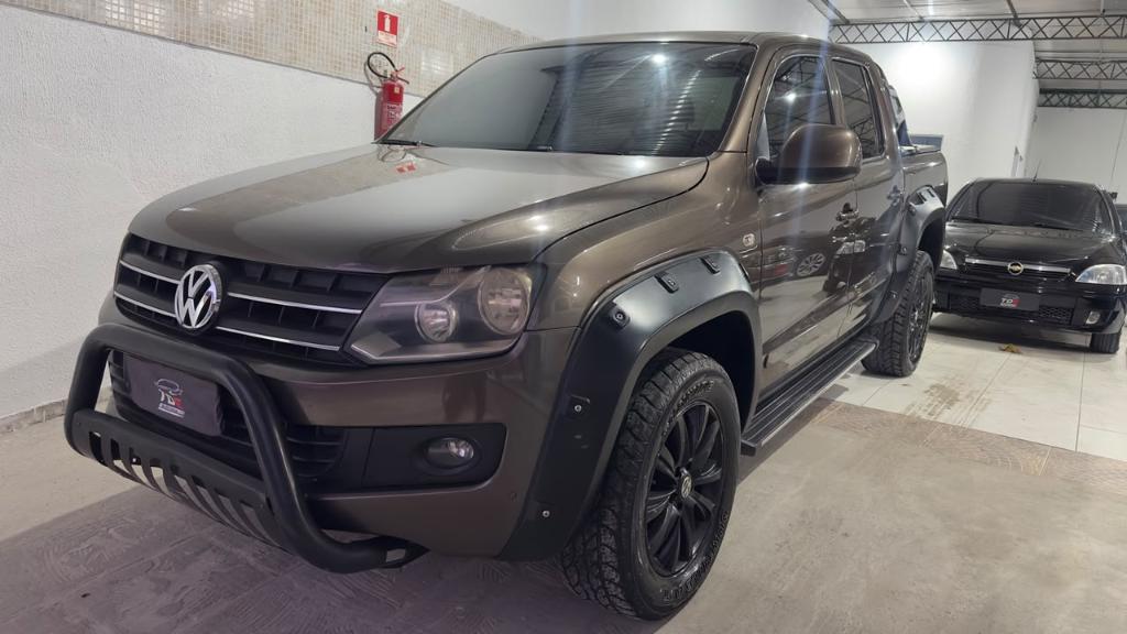Volkswagen Amarok CD TRENDLINE 4X4 2.0 AT 2013