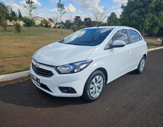 Foto do veículo Chevrolet Onix Hatch Activ 1.4 8v Flex 5p Aut.