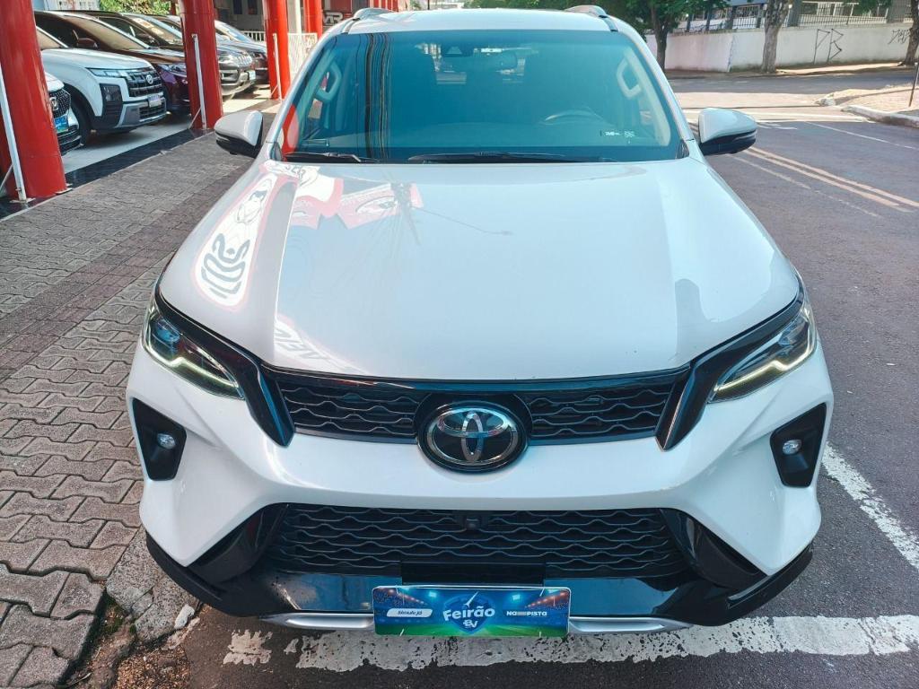 Toyota Sw4 2.8 Tdi Gr S 7l Auto 4wd 2024