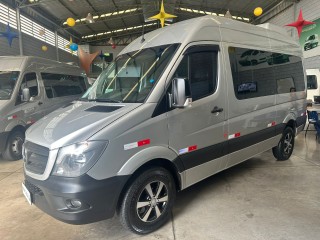 Foto do veículo Mercedes Sprinter 2.1 Cdi 415 Van 15+1 Luxo
