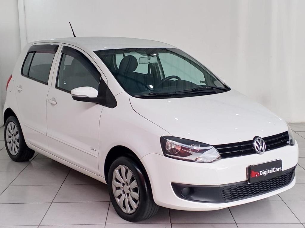 Volkswagen Fox Fox 1.0 Mi Total Flex 8V 3p 2012