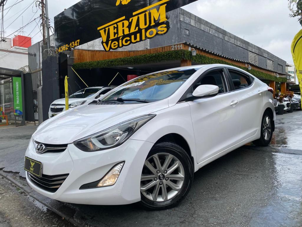 Hyundai Elantra GLS 2.0 16V FLEX AUT. 2015
