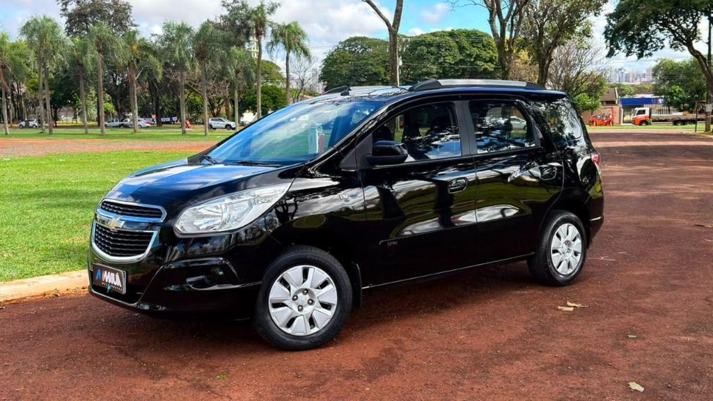 Chevrolet Spin SPIN LT 1.8 8V Econo.Flex 5p Mec. 2013