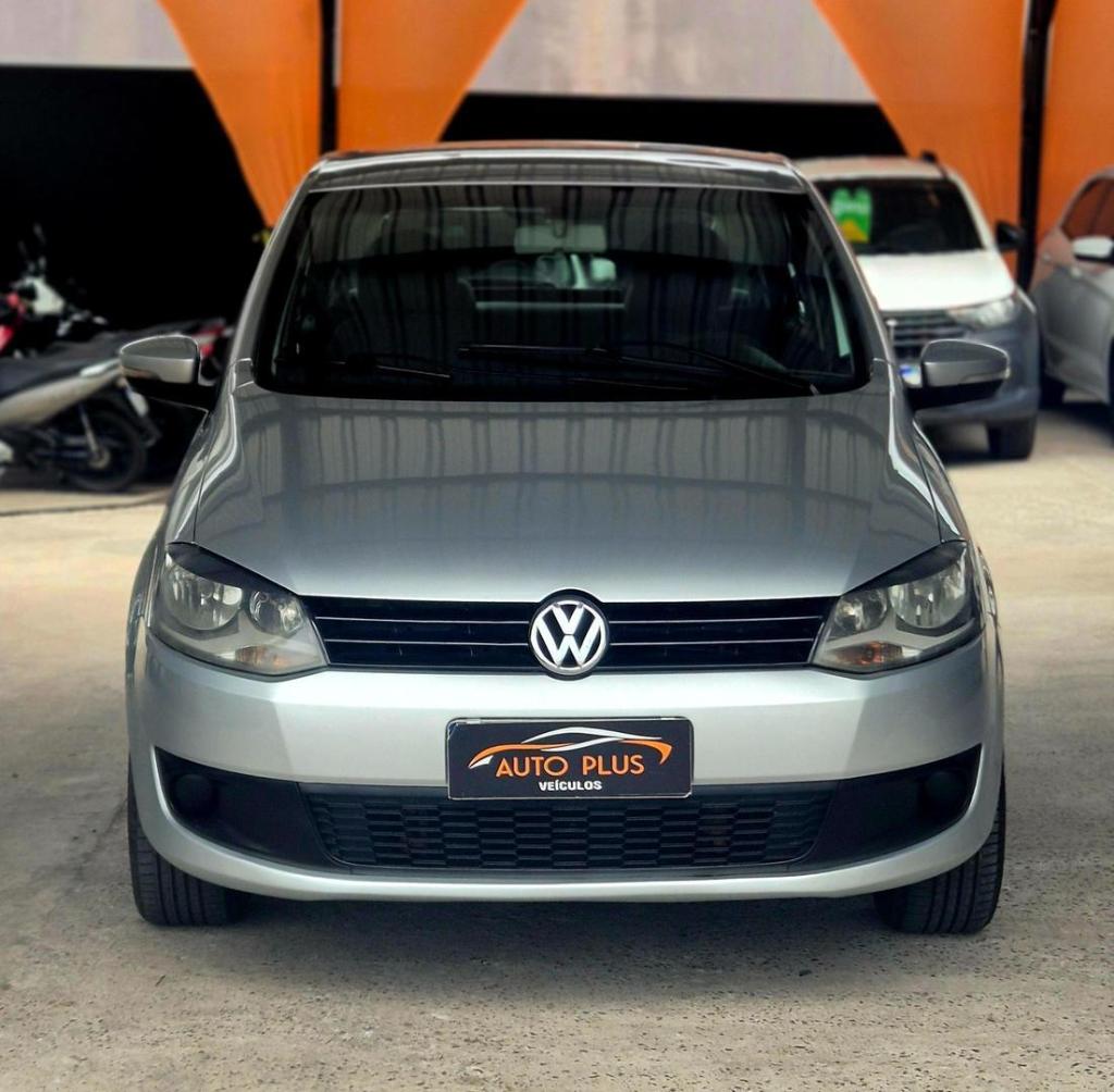 Volkswagen Fox Fox 1.0 Mi Total Flex 8V 3p 2011