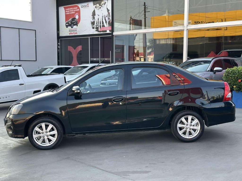 Toyota Etios 1.5 X PLUS 16V FLEX 4P AUTOMÁTICO 2019
