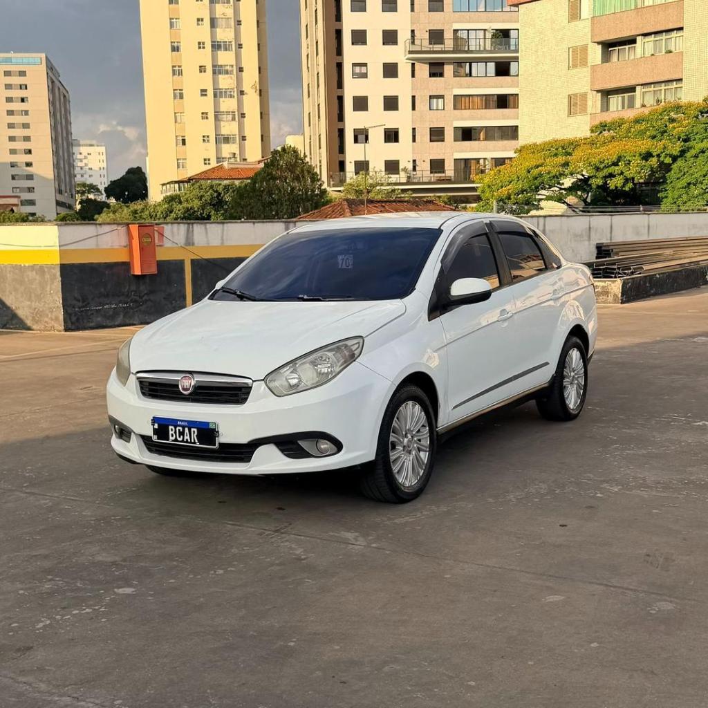 Fiat Grand Siena Siena 1.6 Essence 2014