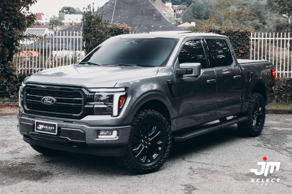 Ford F-150 LARIAT BLACK 4X4 5.0 AT 2024