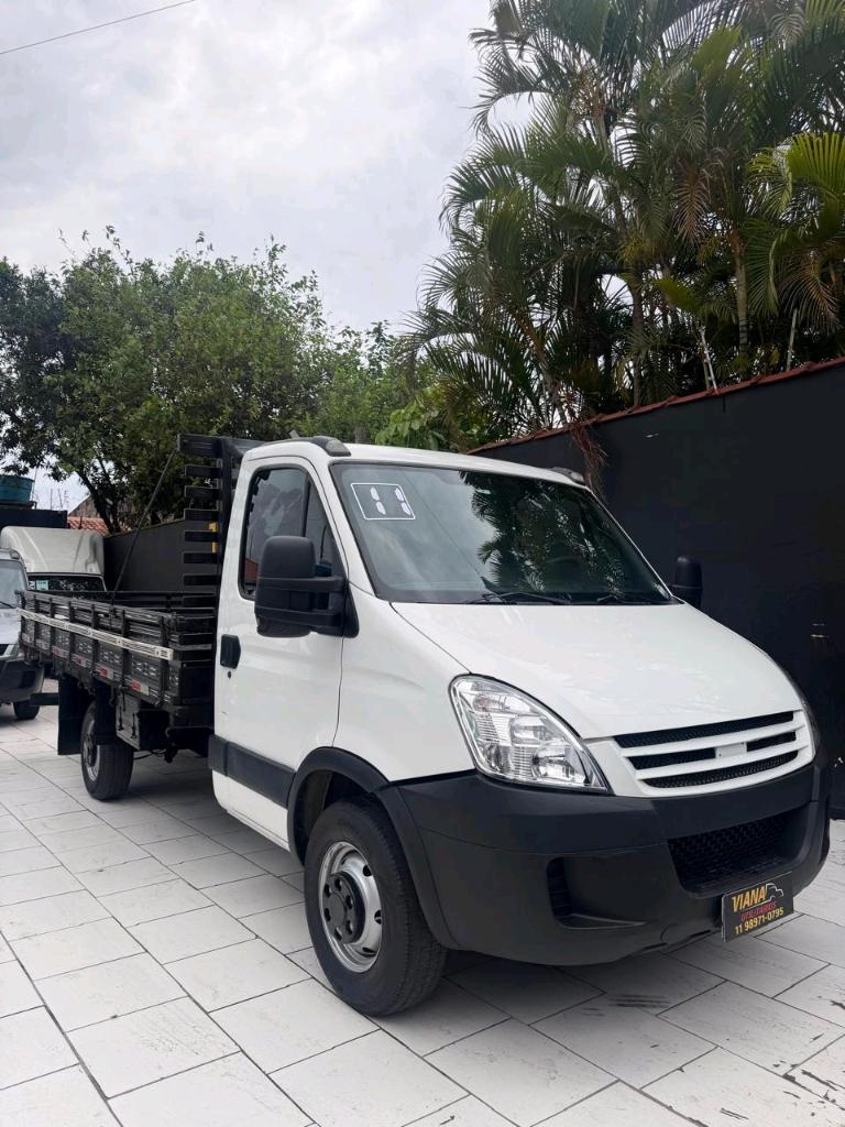 Iveco Daily 35s14 Cs 3750 Luxo