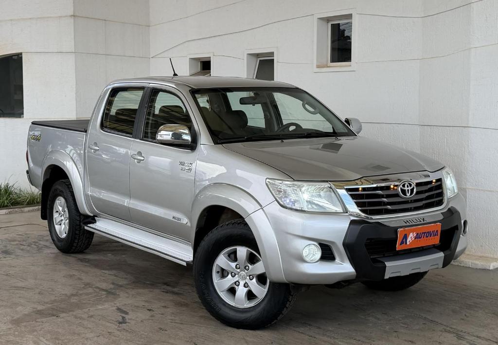 Toyota Hilux CD SRV 4X4 2.7 AT FLEX 2013