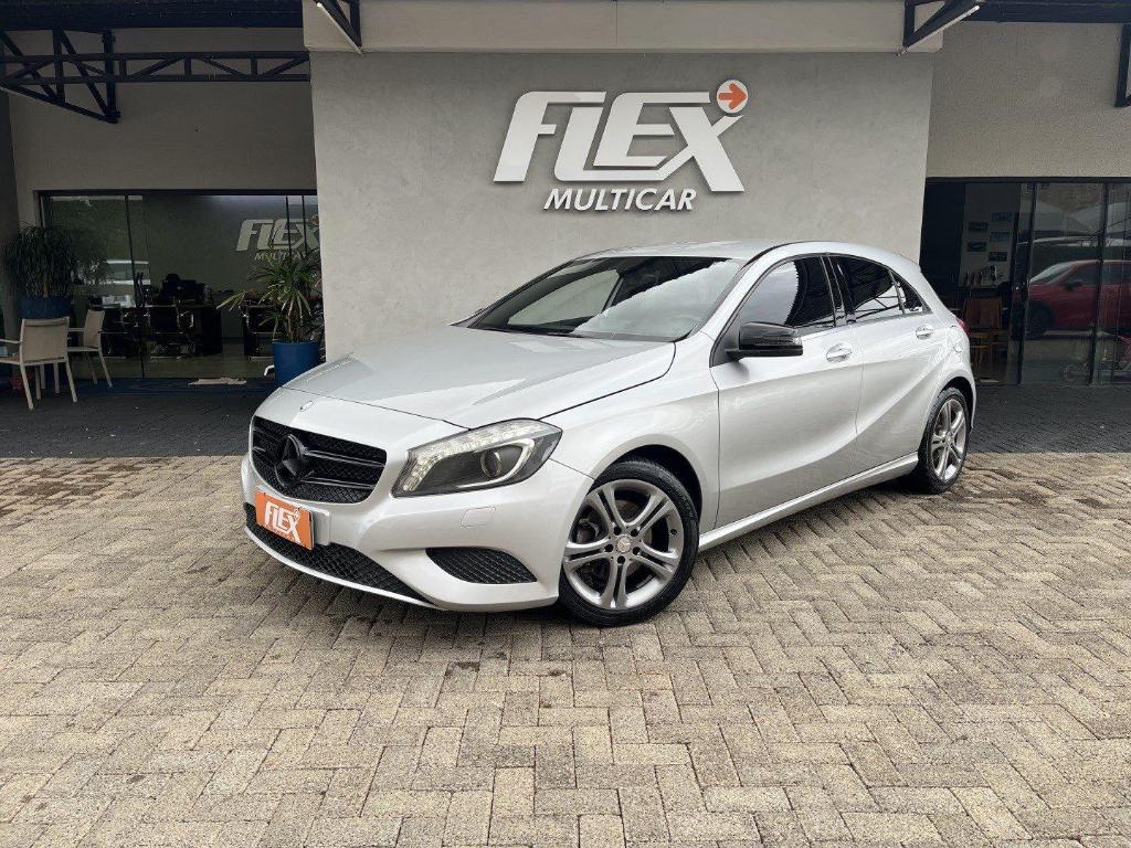 Mercedes-Benz A 200 2015