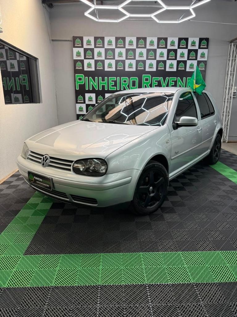 Volkswagen Golf 1.6 Flash Total Flex