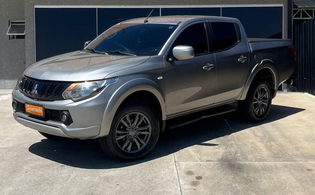 Mitsubishi L200 Triton Sport 2.4 D Gl 4wd 2019