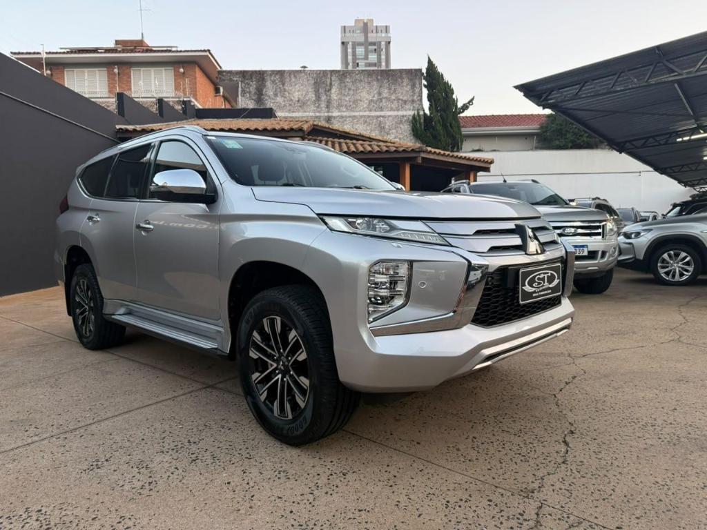 Mitsubishi Pajero SPORT HPE 2.4 TB 2021