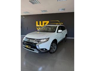 Foto do veículo Mitsubishi Outlander Hpe-s 3.0 V6 4x4 5p Aut.