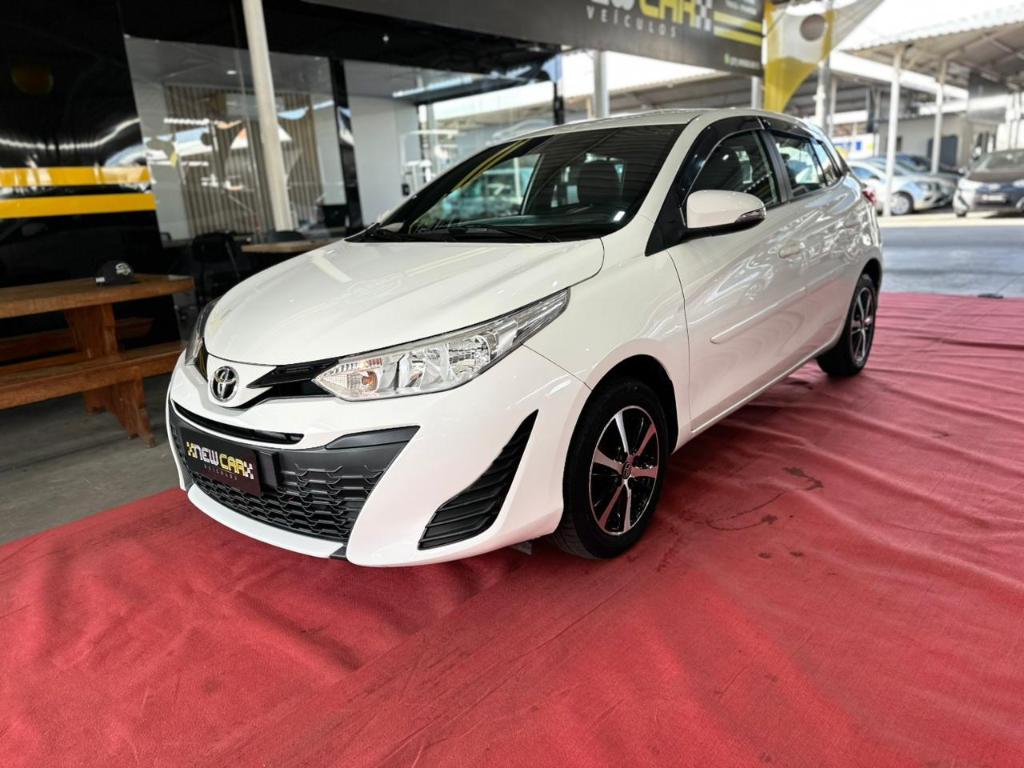 Toyota Yaris 1.3 16V FLEX XL LIVE MULTIDRIVE 2020