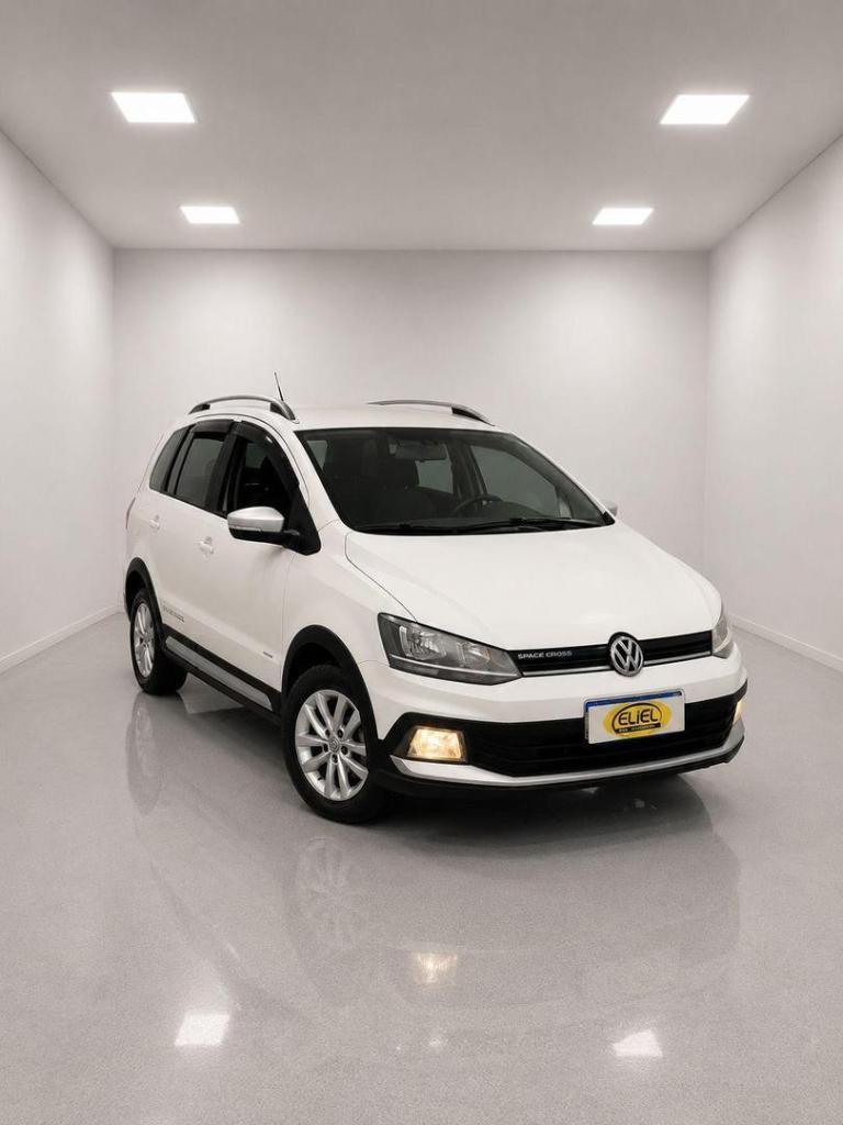 Volkswagen Spacefox 2016