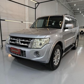 Foto do veículo Mitsubishi Pajero Hpe Full 3.2 4x4 T.i.dies. 5p Aut