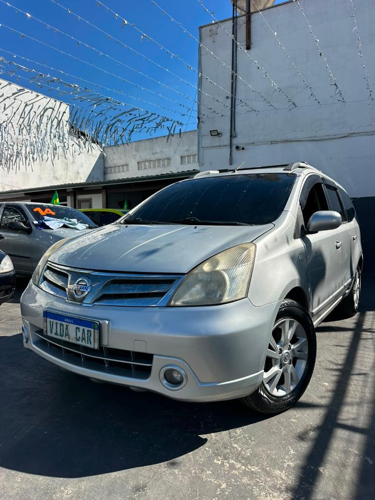 Nissan Grand Livina LIVINA GRAND SL 1.8 16V Flex Fuel Aut. 2014
