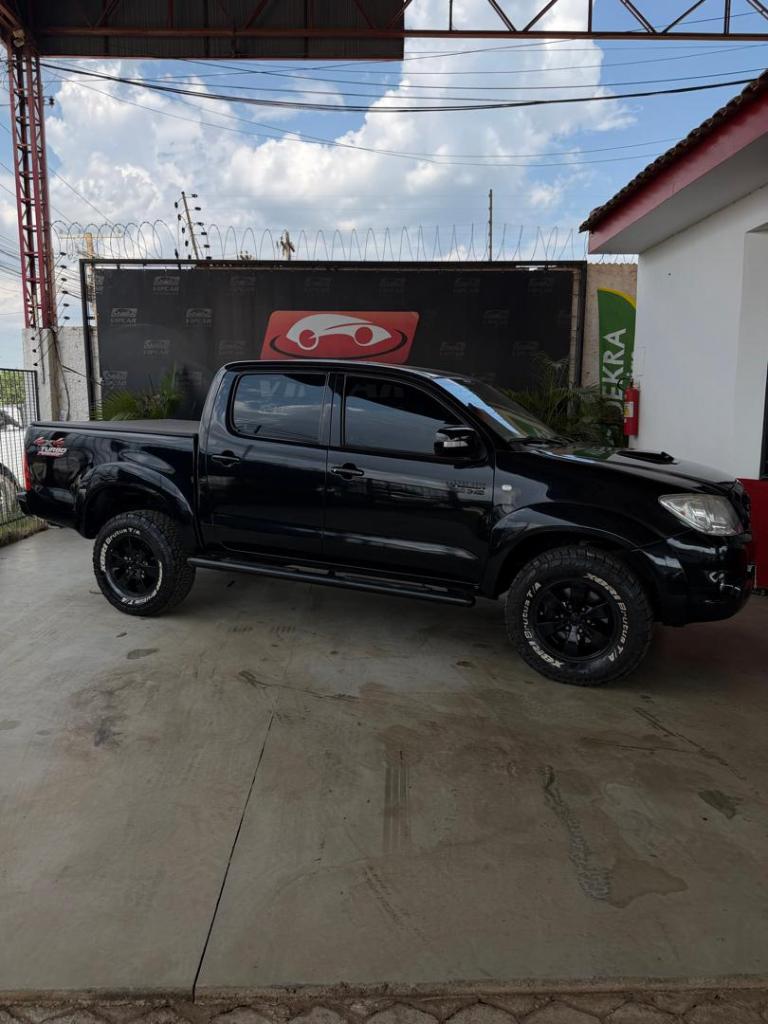 Toyota Hilux 3.0 SRV 4X4 CD 16V TURBO INTERCOOLER DIESEL 4P MANUAL 2009