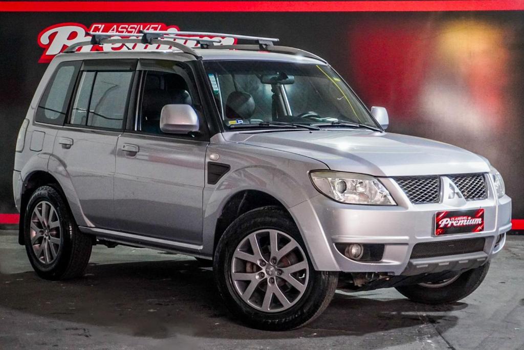 Mitsubishi Pajero Tr4 2.0 16v Flex 2013
