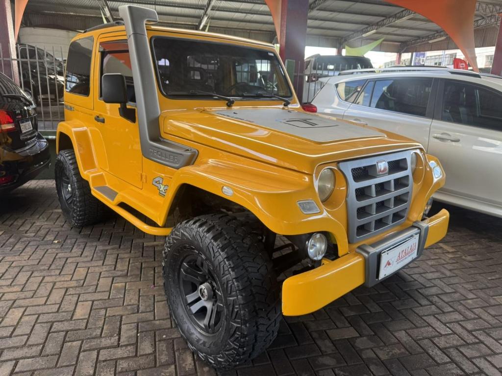 Troller T4 3.2 TGV 4X4 20V TURBO INTERCOOLER DIESEL CONNECT 2P AUTOMÁTICO 2013