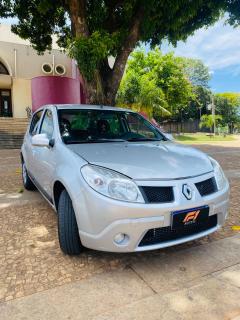 Foto do veículo Renault Sandero 1.0 16v Hi-flex Expression