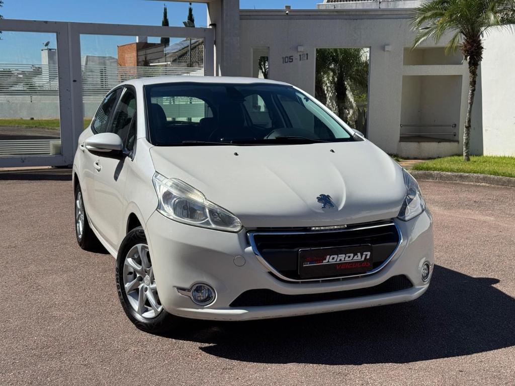 Peugeot 208 2015
