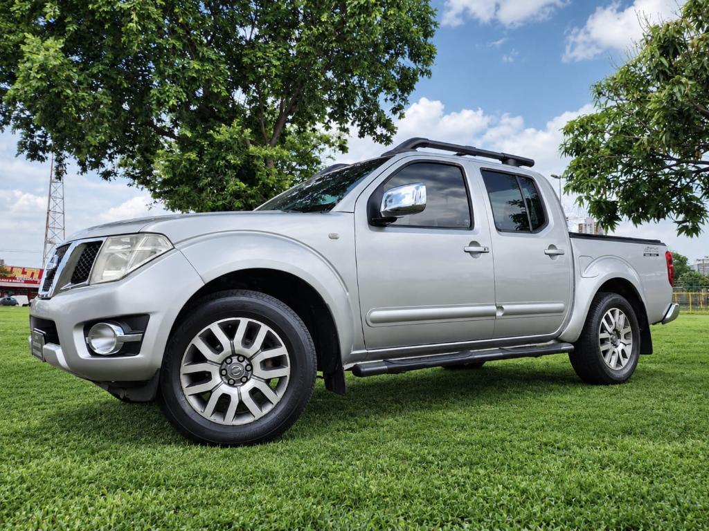 Nissan Frontier Frontier SL CD 4x4 2.5TB Diesel Aut 2014