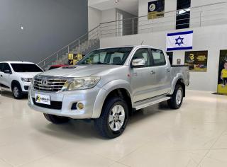 Foto do veículo Toyota Hilux 3.0 Srv 4x4 Cd 16v Turbo 4p Manual