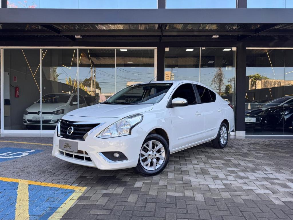 Nissan Versa