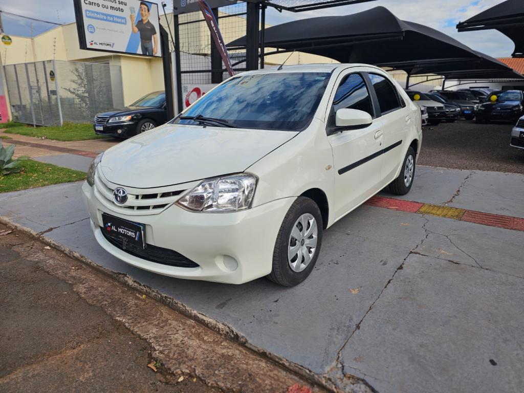 Toyota Etios 2015