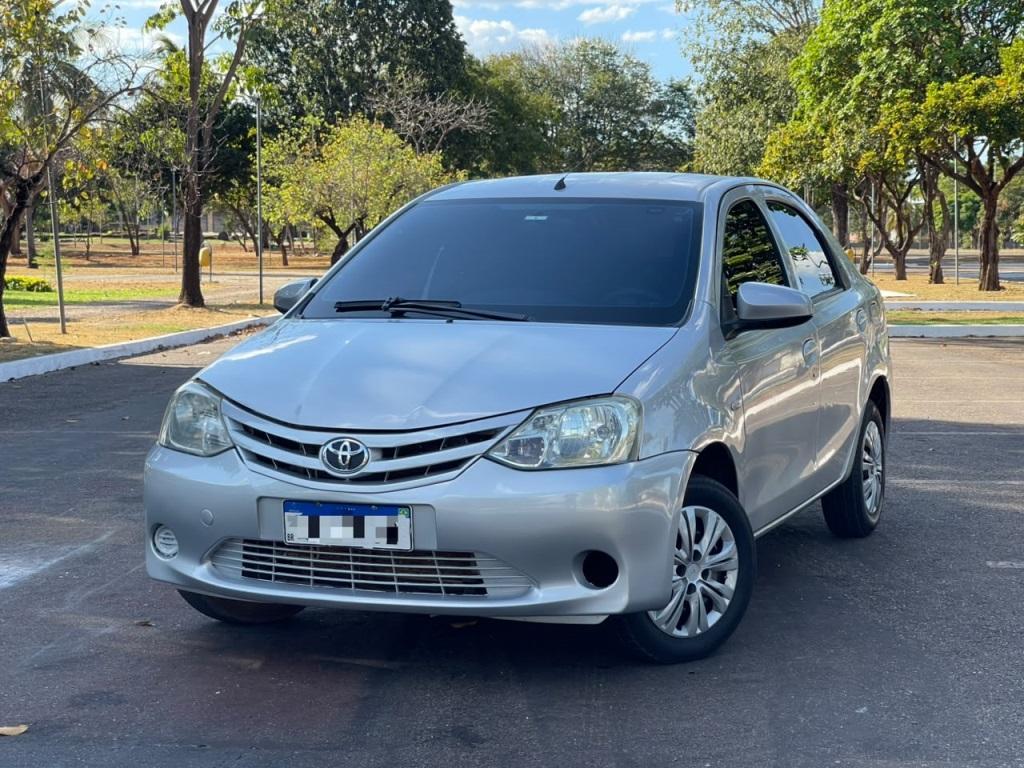 Toyota Etios 1.3 T-flex X